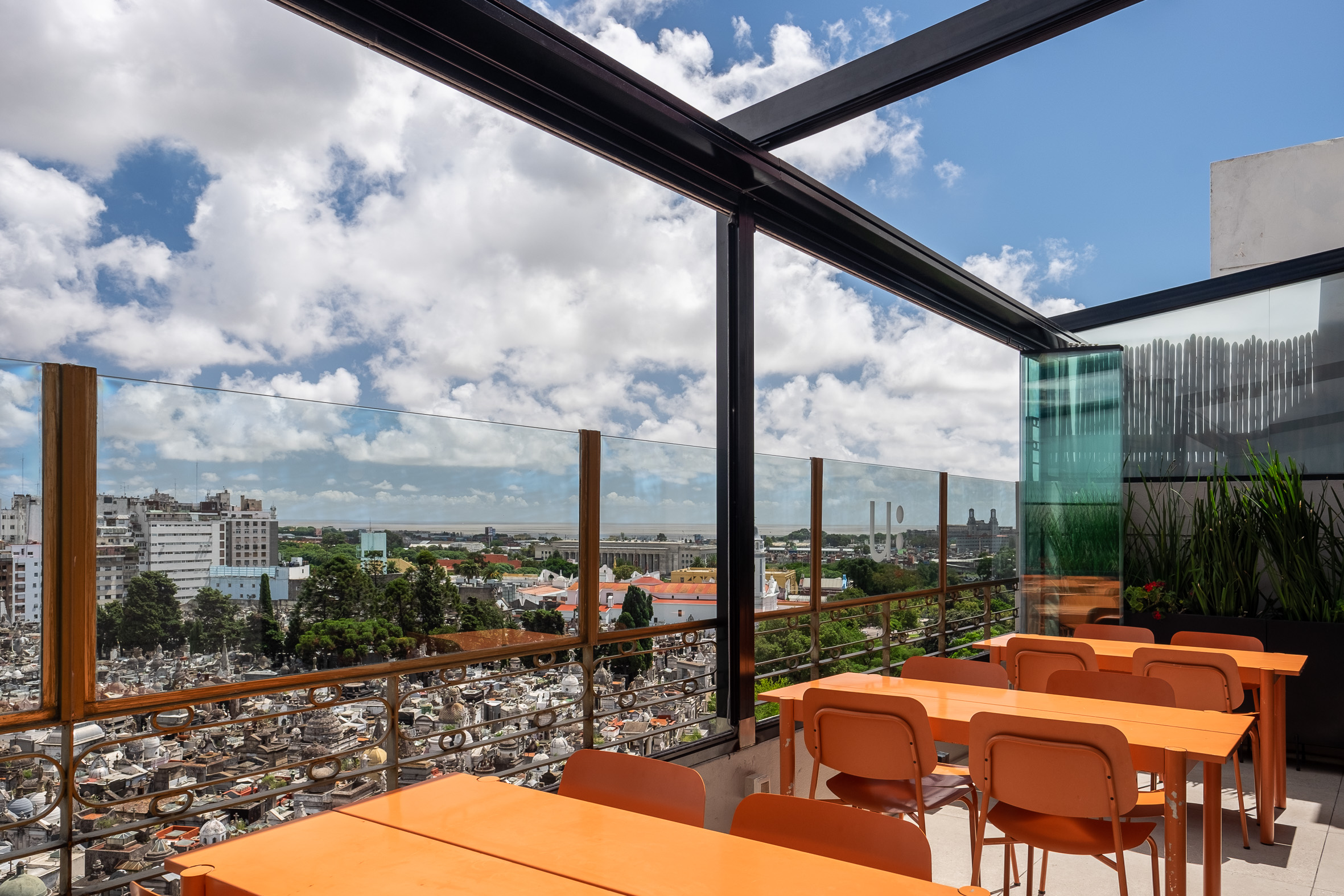 URBAN SUITES