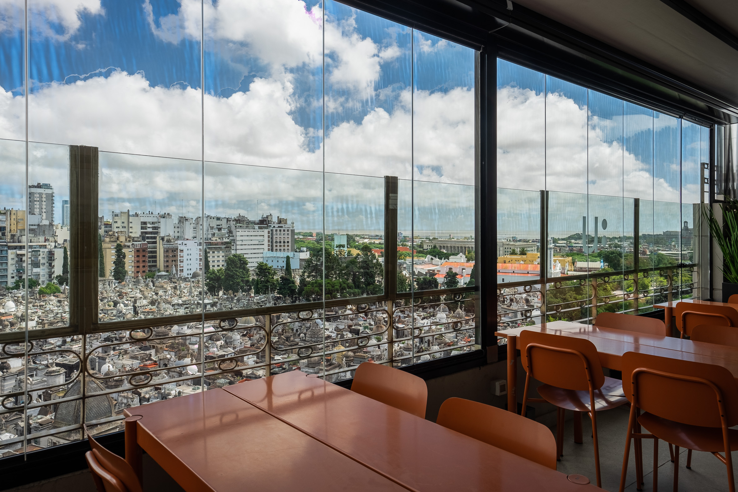 URBAN SUITES